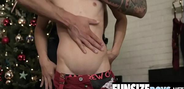  Hot older daddy fills tight young boy with cum for Xmas-FUNSIZEBOYS.NET